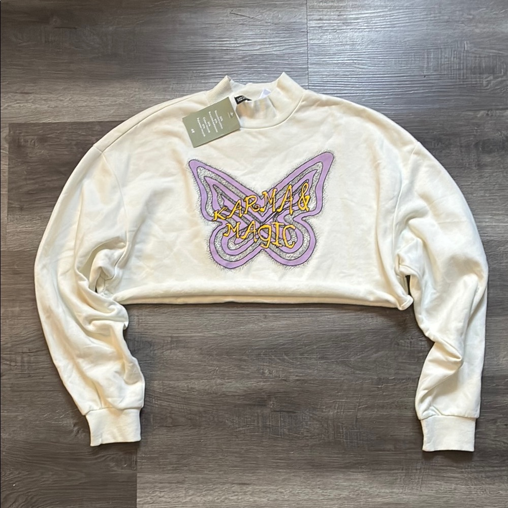 H&M Cream Cropped Sweatshirt with Purple and Gold Design